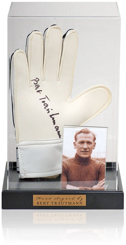 Bert Trautmann Manchester City Legend Hand Signed Goalkeepers Glove AFTAL COA