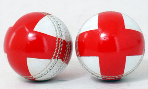 NEW Stunning Saint George's Cross Leather 5 1/2oz Cricket Ball