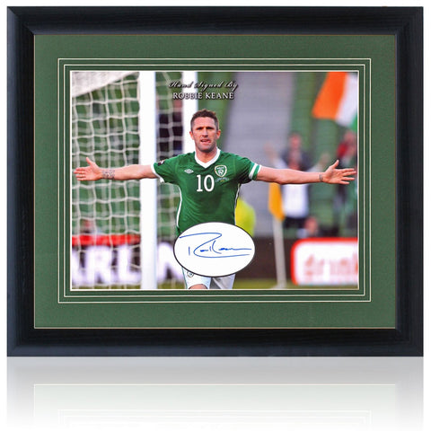 Robbie Keane Hand Signed Republic of Ireland Legend Photograph AFTAL Certified
