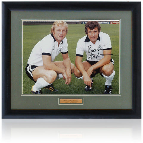 Alan Mullery Fulham Legend Hand Signed 16x12'' Bobby Moore Photograph COA